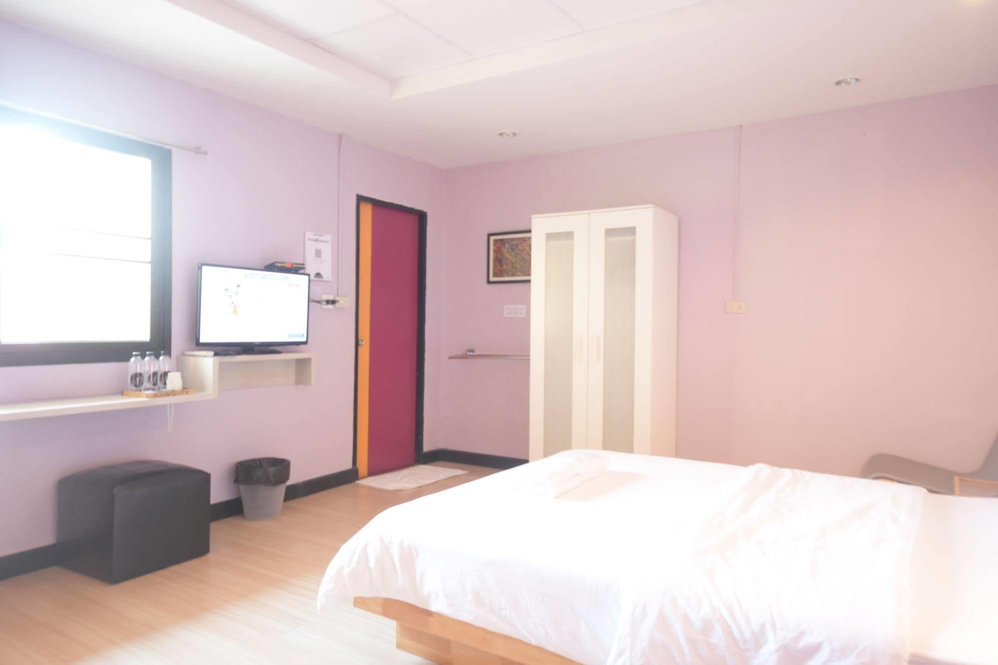 Room@Vipa Bangkok Exterior photo
